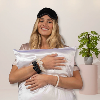 Silk Sleep Set Pure White & Midnight Black