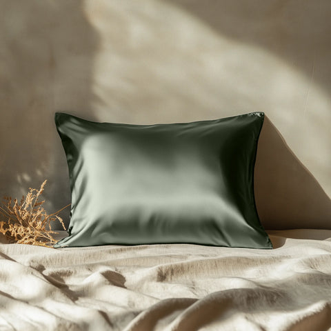 Silk Pillowcase Olive King (Pack of 1) second image