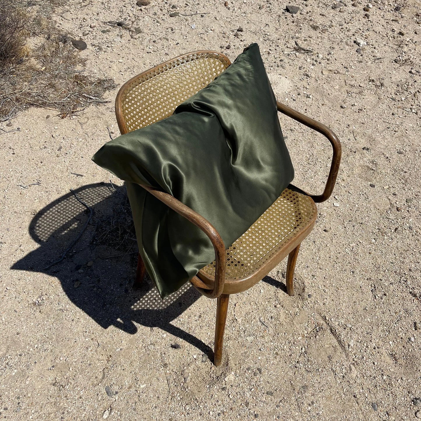 Silk Pillowcase Olive King (Pack of 1)